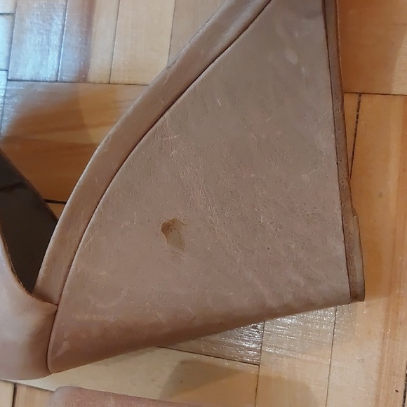 Vince wedge leather sandals size 9.5M - Picture 3 of 11